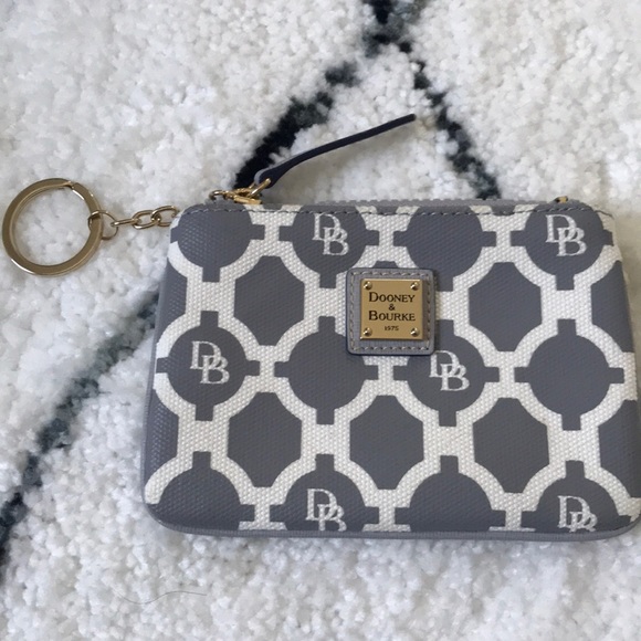 Dooney & Bourke Tote and Change purse - Picture 2 of 4